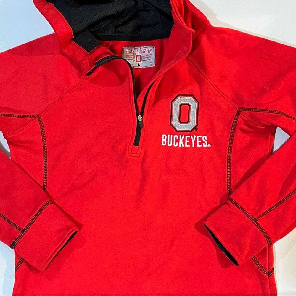 Men’s small Ohio State quarter zip hoodie
